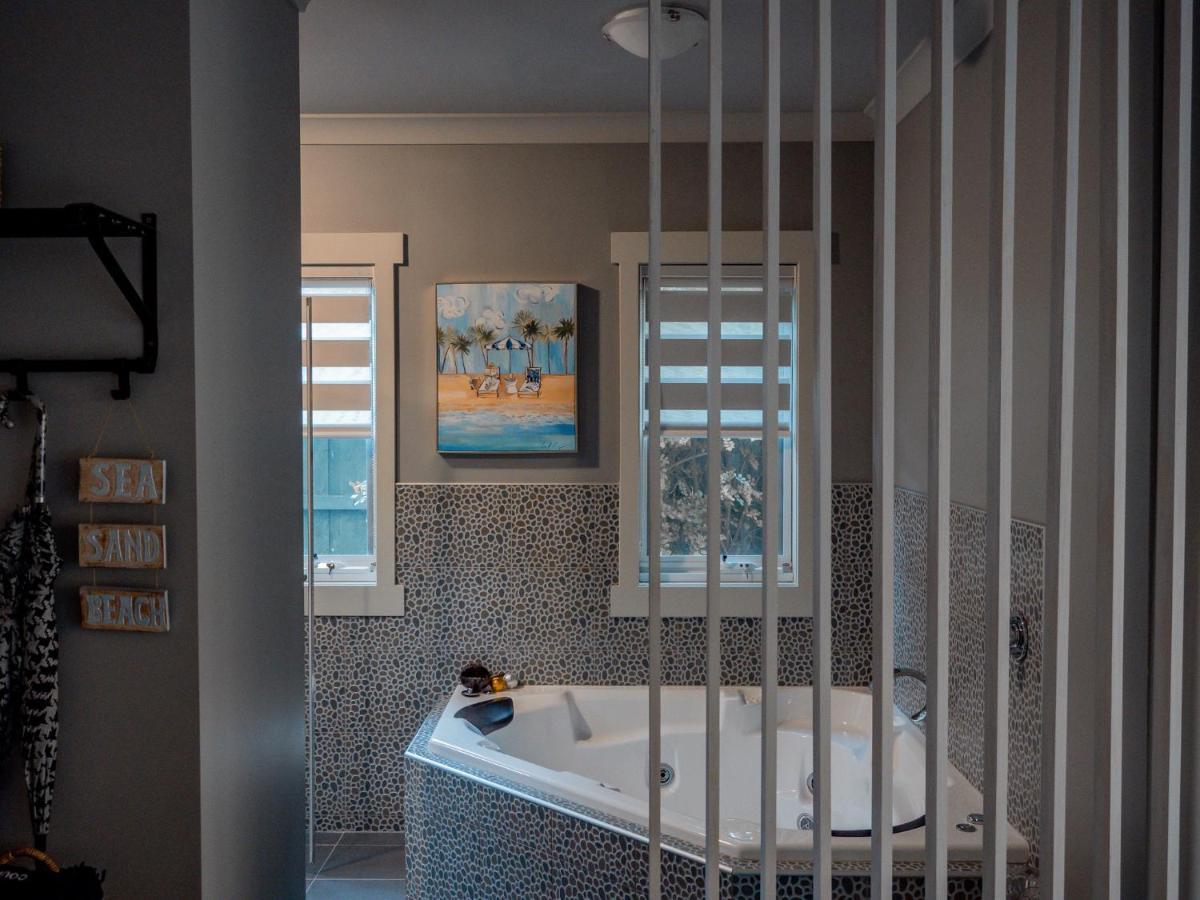Sailaway Beach House Melbourne Bagian luar foto
